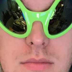 Meet your Posher, Vincent